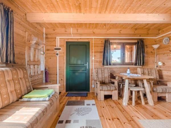 Apartamentowe Domki Drewniane Colorado Karwia Exterior foto