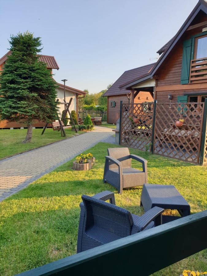 Apartamentowe Domki Drewniane Colorado Karwia Exterior foto