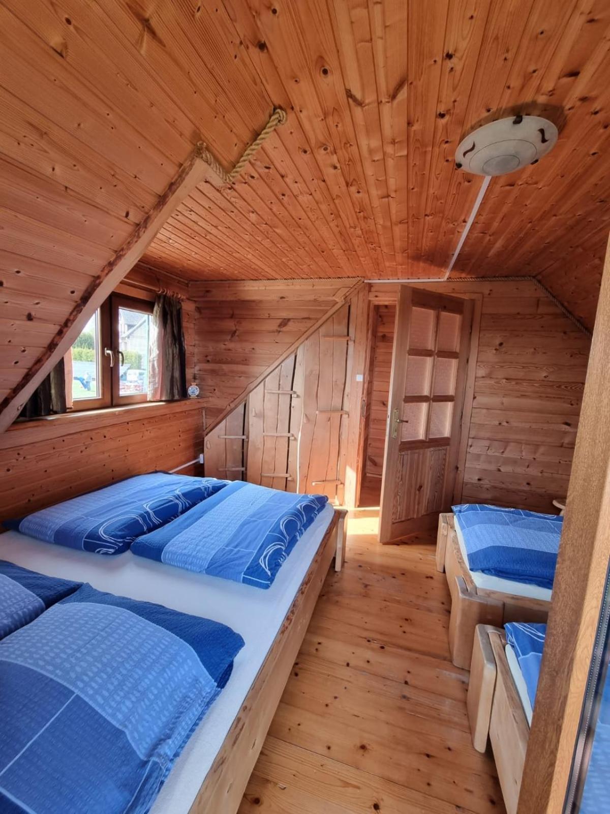 Apartamentowe Domki Drewniane Colorado Karwia Exterior foto